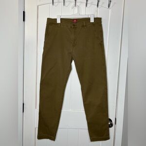 Levi’s XX Tan Chino Standard Paper 33 X 32